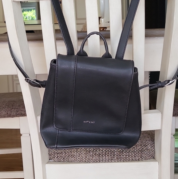 matt & nat backpack - Picture 2 of 5